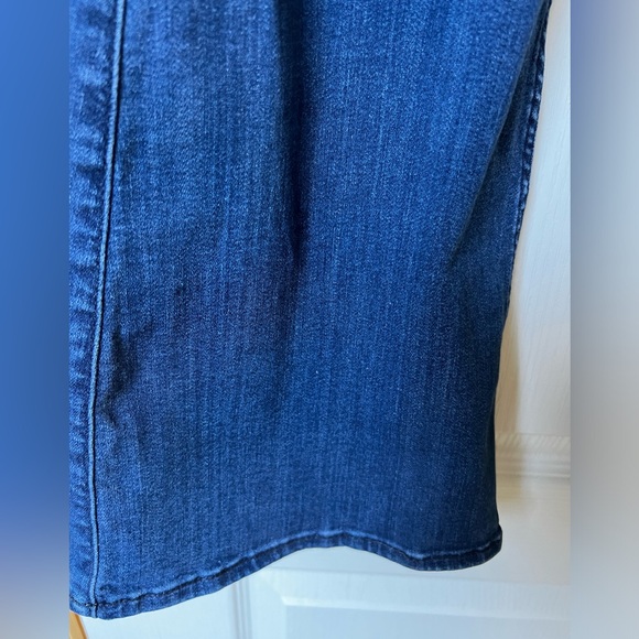 Hollister XS Flare Jeans - Picture 3 of 7